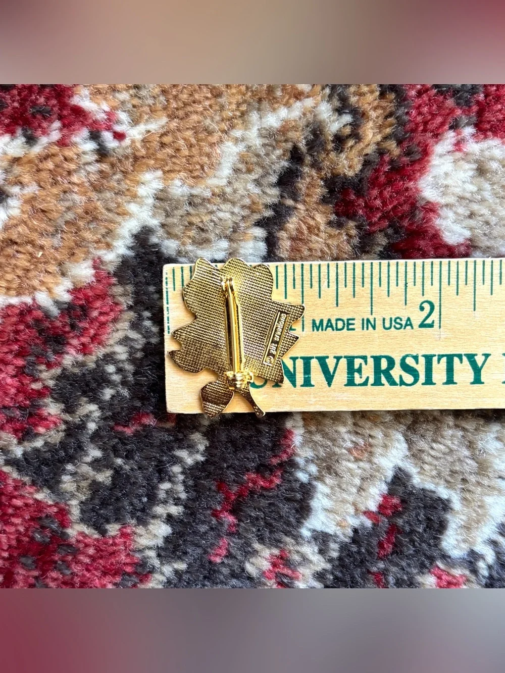 Vintage red rose flower enamel gold tone brooch pin